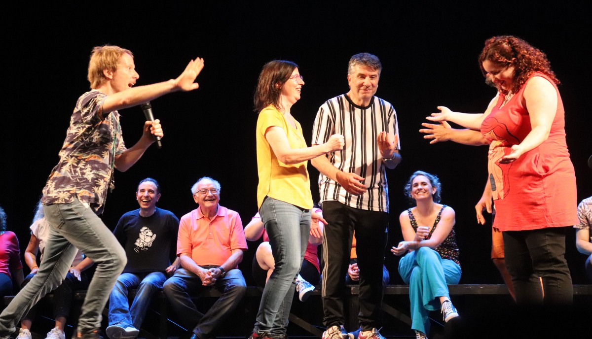 Impro teatral con Tomás Cutler y Mariana Bustinza